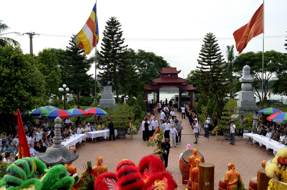 Chặng Đường Và Những Trái Tim