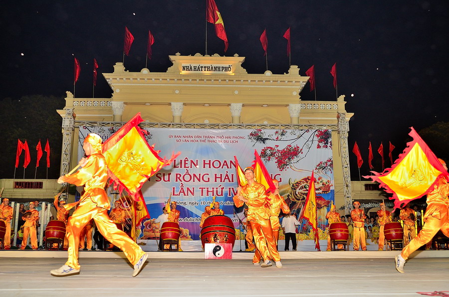 Vào Trận - 01