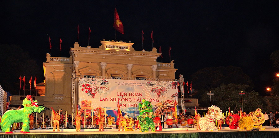Vào trận - A08